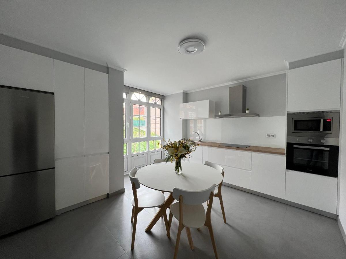 Apartamentos Maria De Lucia-Piso 2º Arou Zewnętrze zdjęcie